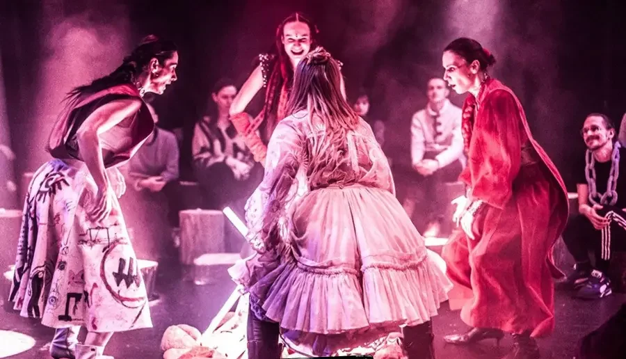 Reż. Agnieszka Jakimiak